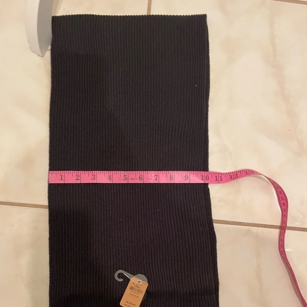 NWT Pink by Victoria Secret Womens Black Knit  Large Scarf​​​​​​​
